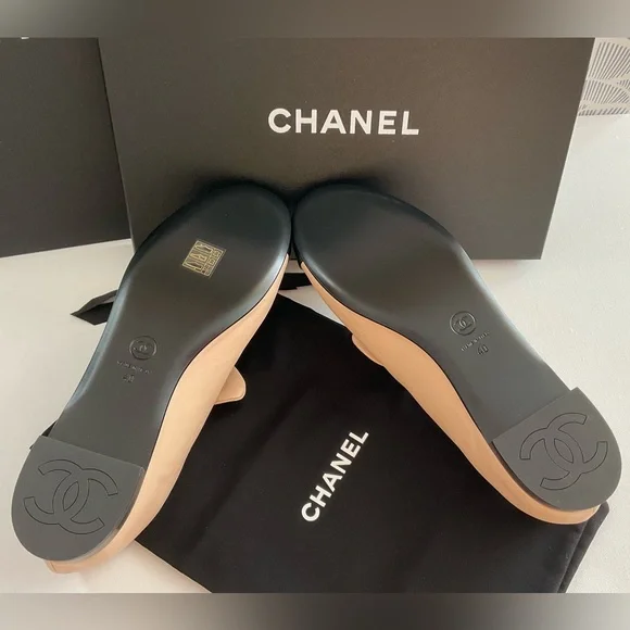 New CHANEL 25C Lambskin Maryjane Bow Ballet Shoes - Picture 5 of 13